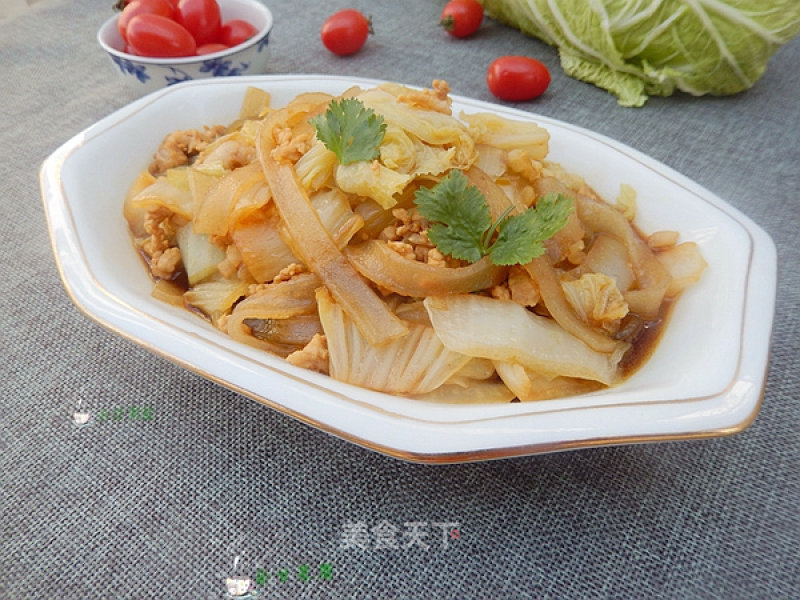 Chinese Cabbage Stewed Wide Noodles recipe