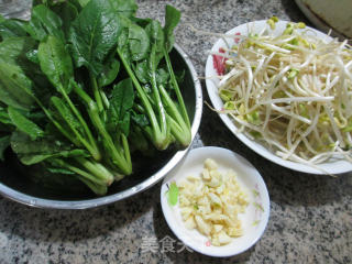 #trust of Beauty# Spinach Fried Soybean Sprouts recipe