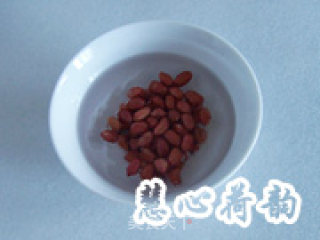 Black Fungus, Ginger, Red Dates and Peanut Soup recipe