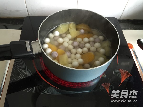 Sweet Dumplings Soup with Fruit recipe