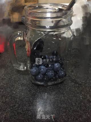 Blueberry Sparkling Water recipe