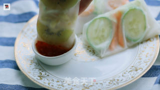 Summer Three-color Spring Rolls recipe