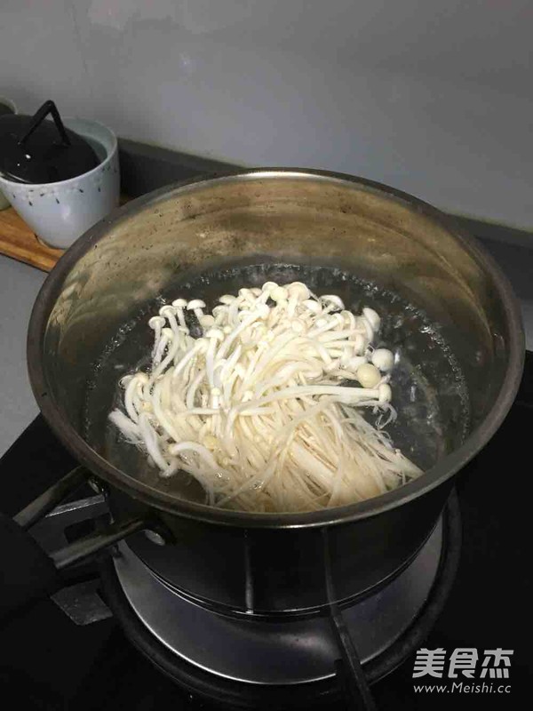 Hot and Sour Cold Kudzu Noodles recipe