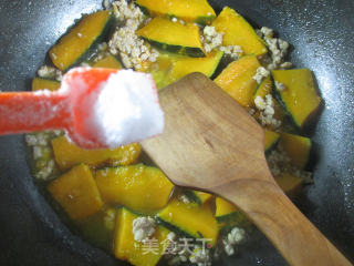 Stir-fried Japanese Pumpkin with Minced Meat recipe