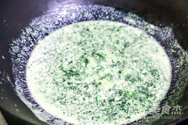 Spinach Oil Lettuce Pasta recipe