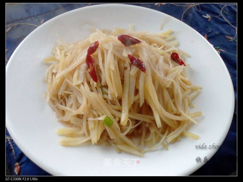 Hot and Sour Potato Shreds recipe