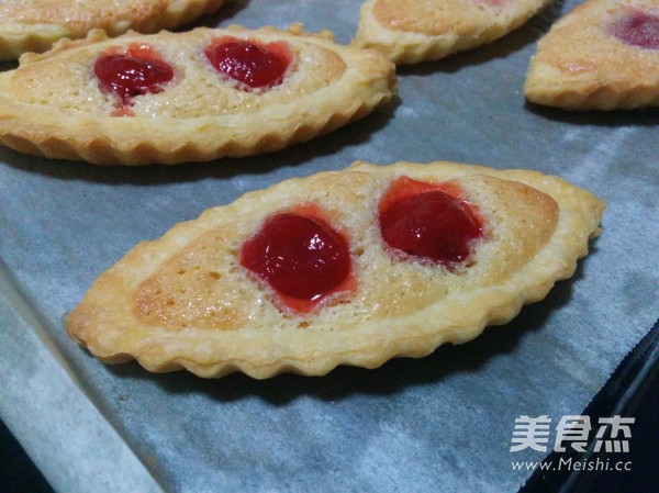 Mini Cherry Tart recipe