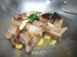 Grilled Pork Ribs with Ice Plum Sauce recipe