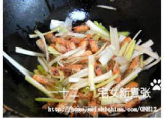 Stewed Loofah with Straw Mushroom and Shrimp Ball recipe