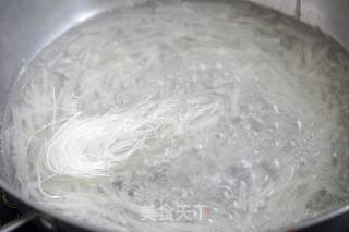 Radish Sticks Vermicelli Soup recipe