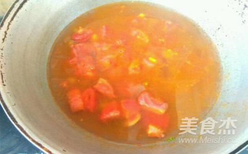 Tomato Sea Cucumber Soup recipe