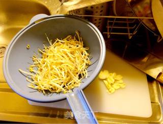 Fried Mung Bean Sprouts recipe