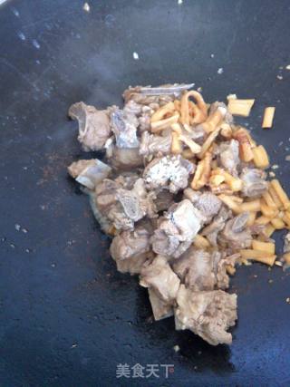 Fried Pork with Dried Radish recipe