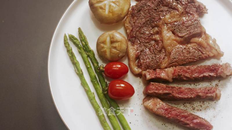 Grilled Steak with Australian Original Sauce recipe