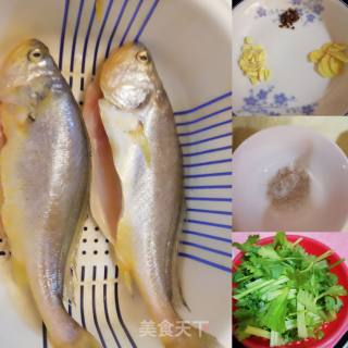 Parsley Boiled Yellow Croaker recipe