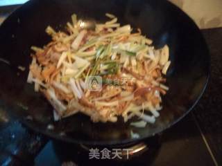 Squid and Cabbage Shredded Pork recipe