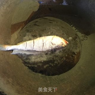 Crispy Yellow Croaker recipe