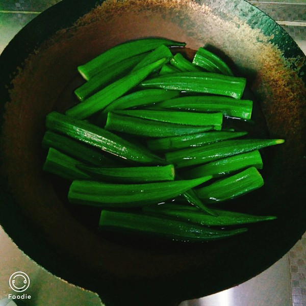 Fried Pork with Okra recipe