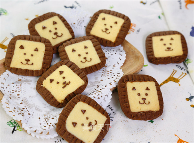 The Practice of Modeling Biscuits (lion Biscuits) recipe