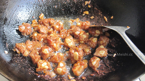 Cantonese-style Fried Crispy Bones recipe