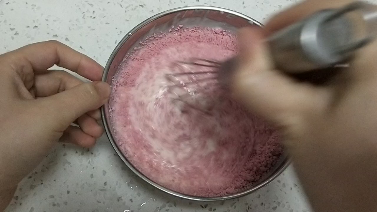 Sakura Oreo Yogurt Mousse recipe