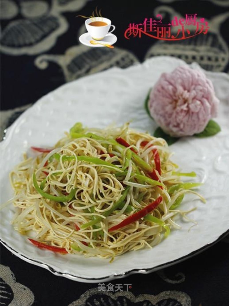 Bean Sprouts Stir-fried Dry Shreds recipe