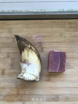 Stir-fried Pork with Winter Bamboo Shoots recipe