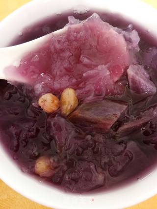 Purple Sweet Potato and Tremella Soup recipe