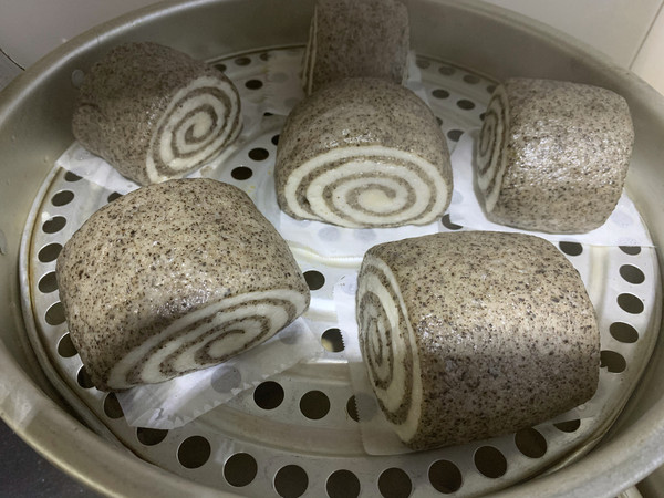 Black Sesame Two-color Steamed Bun recipe