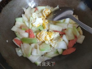 Stir-fried Gourd with Egg and Ham recipe