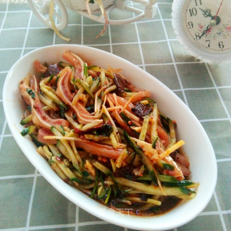 Pig Ears Mixed with Cucumber recipe