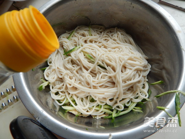 Cold Noodles with Cucumber and Chicken recipe