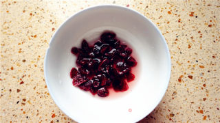 Rice Cooker Version Cranberry Chiffon Cake recipe