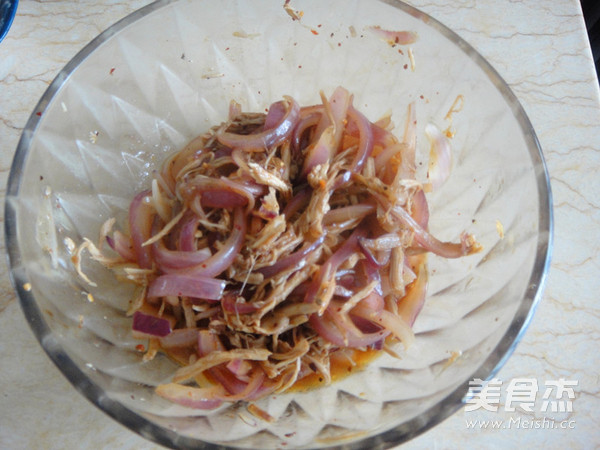 Chicken Shredded with Onion recipe