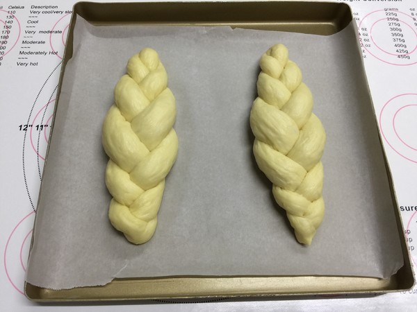 Almond Braided Bread (soup Type, Once Fermented) recipe