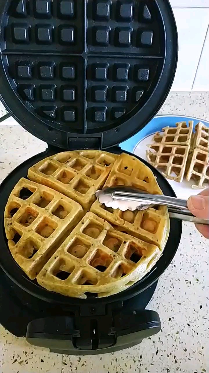 Tasty without Meat, Quinoa Waffles with Yogurt recipe