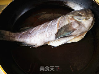 Braised Black Fish in Sauce recipe