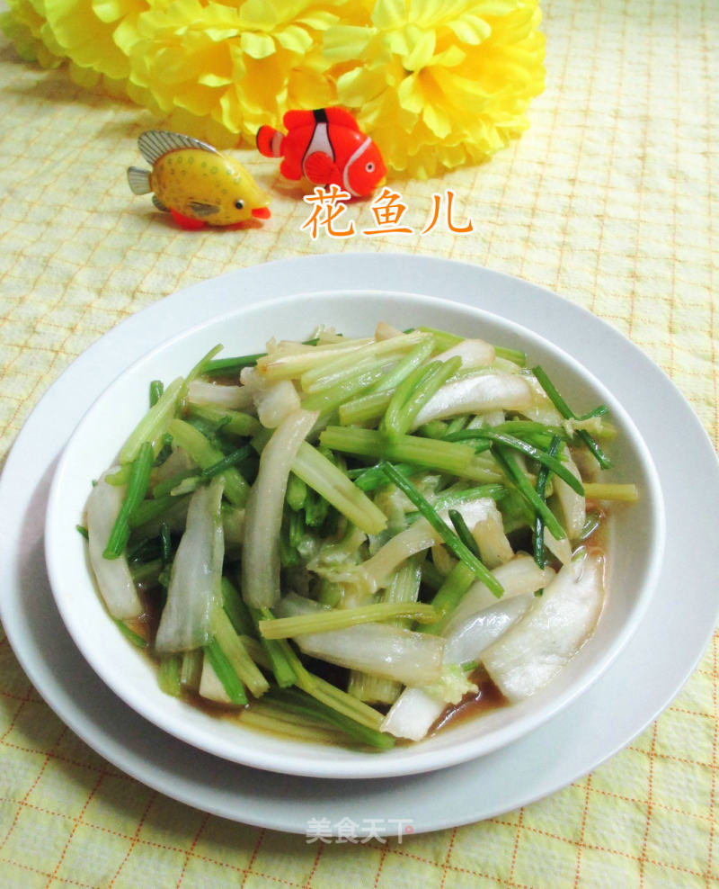 Chinese Cabbage Stir-fried Celery