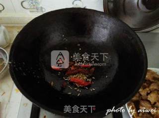 Steamed Bowl with Small Crispy Pork recipe