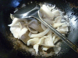 Stir-fried Oyster Mushrooms recipe