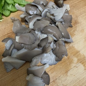 Spicy and Delicious Fried Oyster Mushrooms recipe