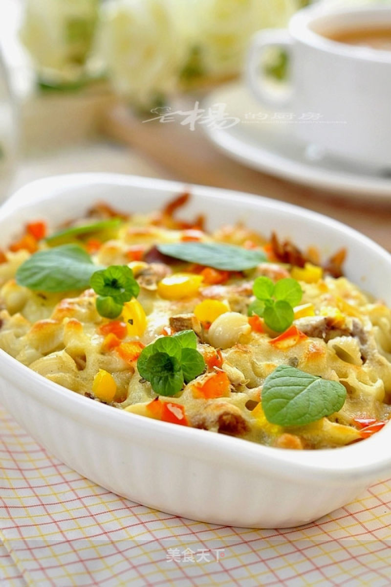 Baked Shell Noodles with Chicken and Mushrooms recipe