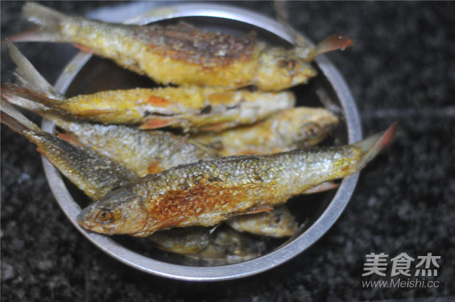 Braised Fish with Shredded Radish recipe