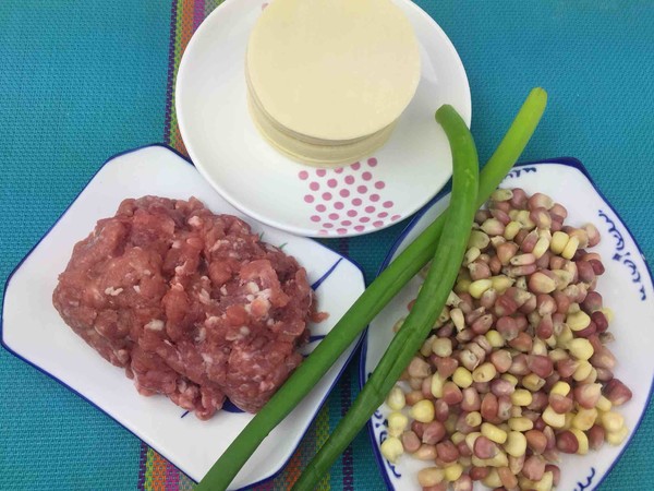 Dumplings Stuffed with Corn and Pork recipe