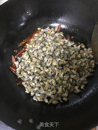 Spicy Stir-fried Sea Screws recipe