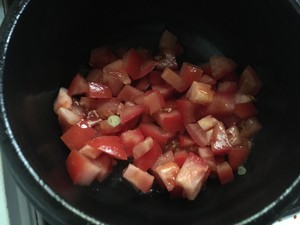 Nutrition Reduced Fat Tomato and Shrimp Slippery Tofu Soup recipe