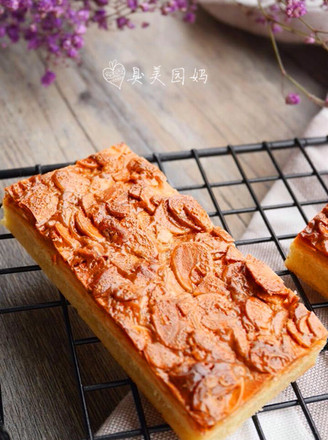 Caramel Almond Shino Noodle Pound Cake recipe