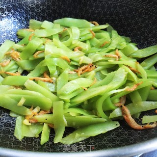 Fried Bamboo Shoots with Dried Prawns recipe