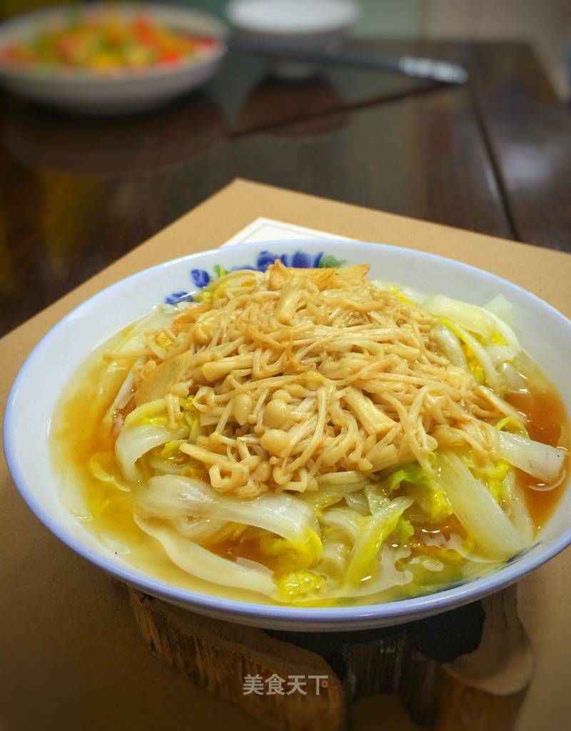 Chinese Cabbage Mixed with Enoki Mushrooms recipe