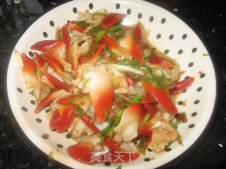 Illuminate The Colors of The Rainbow-arctic Shellfish Mixed with Green Onions recipe